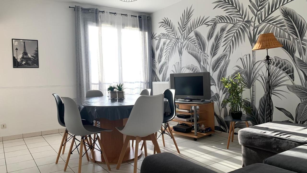 Disney, Sunny Comfortable 2 Bedrooms Family Apartment, 8 Pers, Wifi, Netflix Chessy Kültér fotó